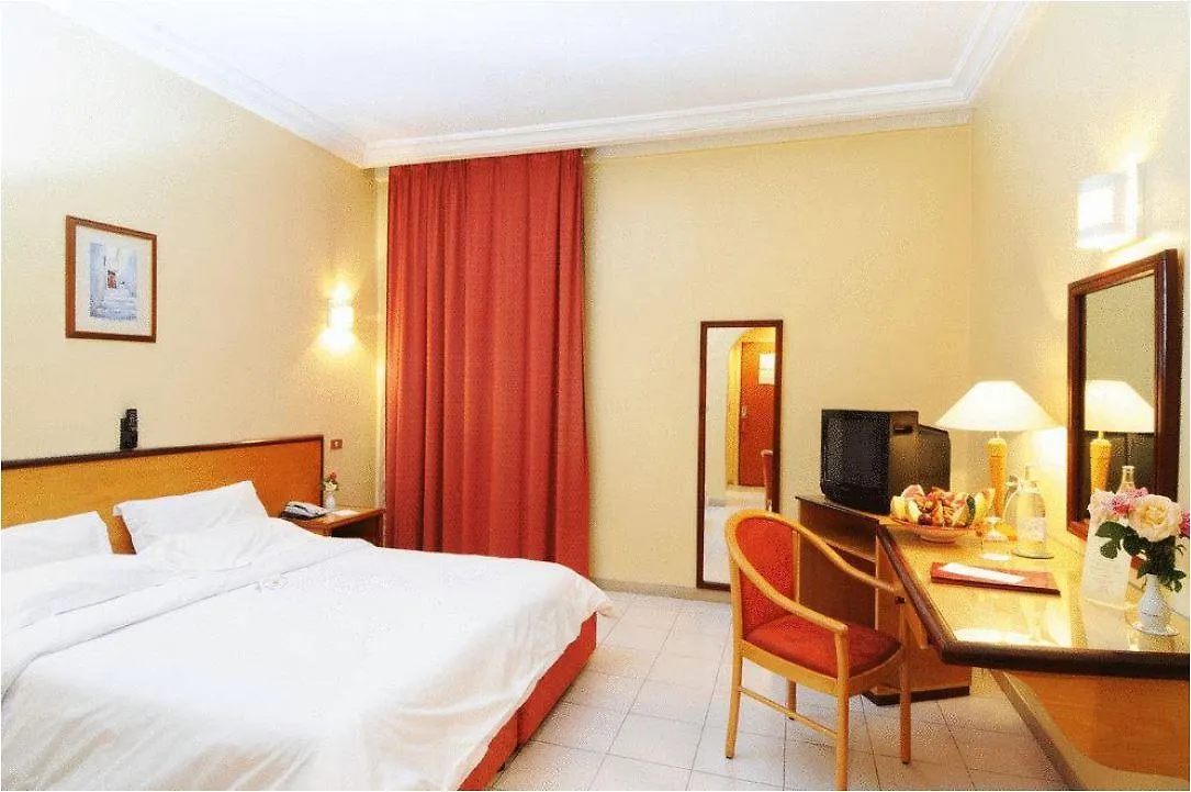 Hotel Du Parc Тунис