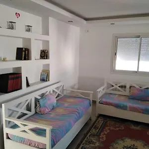 Pretty And Independent Located In City Appartement